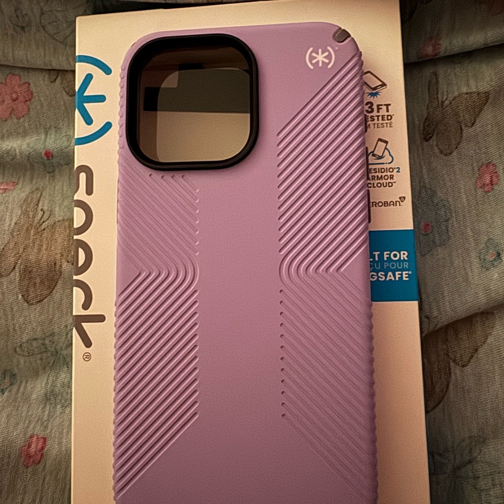 iPhone 15 pro max speck presidio grip 2 case
